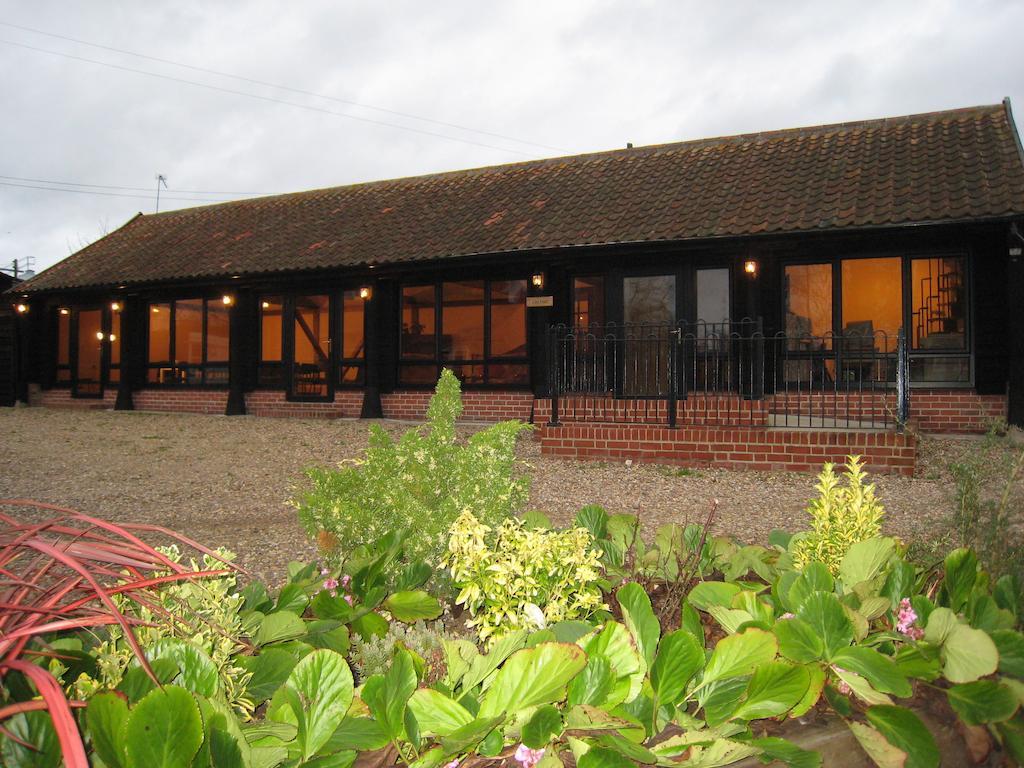 Colston Hall Farmhouse B&B Framlingham Exterior foto