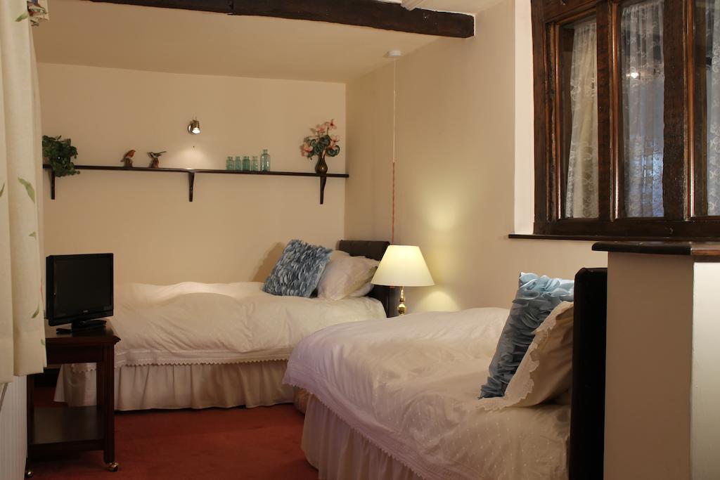Colston Hall Farmhouse B&B Framlingham Habitación foto