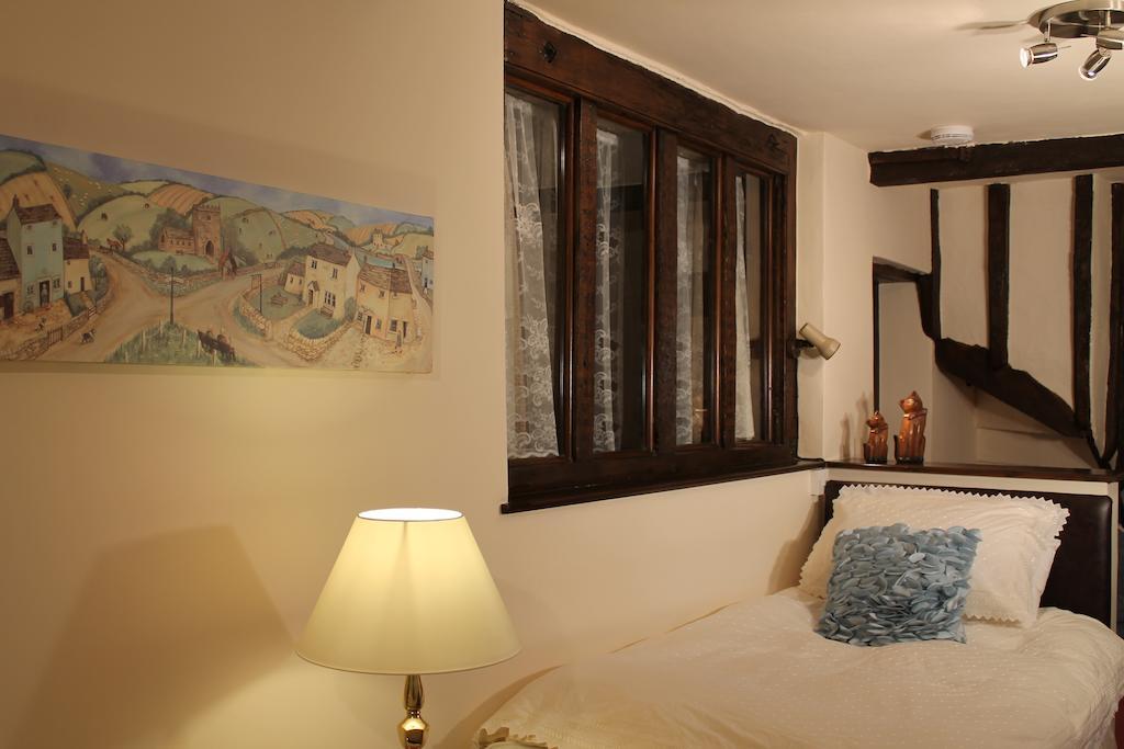 Colston Hall Farmhouse B&B Framlingham Habitación foto